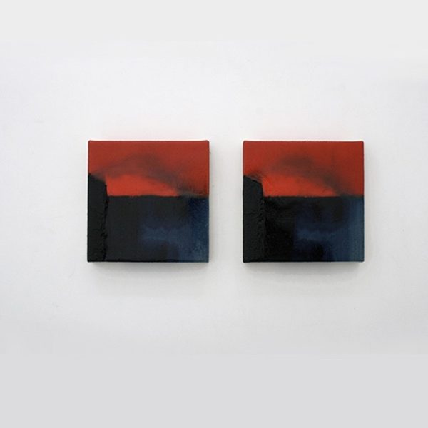 Plágaro. Cuadros Iguales, 2016. Técnica mixta sobre loneta montada en DM macizo. Serie de 2 unidades. 
18 x 18 x 3 cm unidad.  Diferentes posiciones