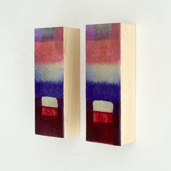 Plágaro. Identical papers, 2022. Ref P006. Mixed media on 640 grs. Indian rag paper glued on wood. Set 2 units 20 x 19 x 5 cm. Unit 20 x 7 x 5 cm