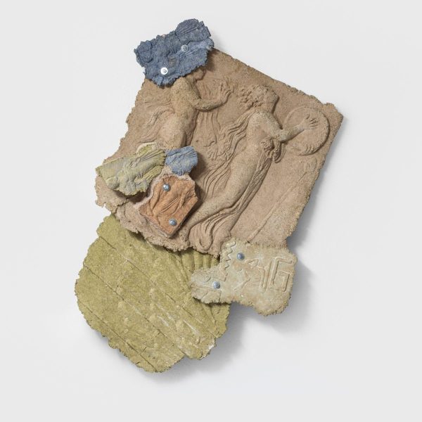 Mario Espliego. Relieve 6, 2021. PShredded paper and steel. 130 x 130 x 25 cm