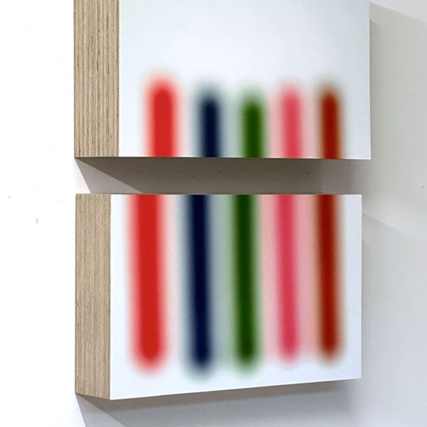 Gaston Bertin. Adding Ding, 2023. Archival inkjet print, plexiglass, aluminium, plywood. 66 x 45 x 15 cm. Pieza única.