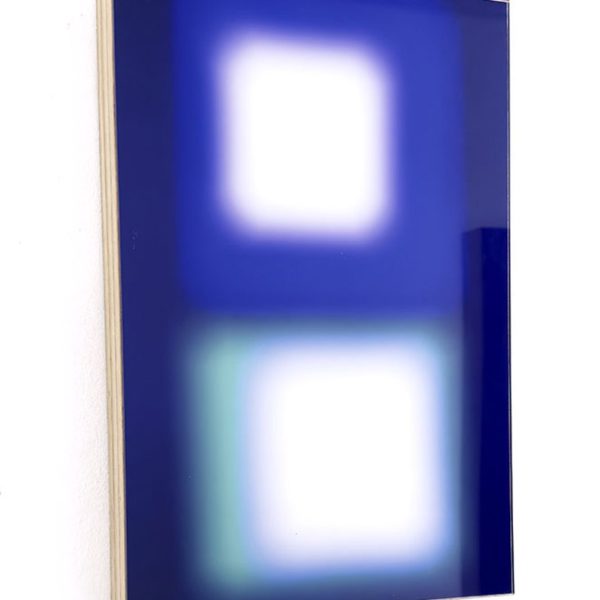 Gaston Bertin. White Now, 6. 2010- 2023. Archival inkjet print, plexiglass, aluminium, plywood. 30 x 45 x 6 cm. Edición de 6.
