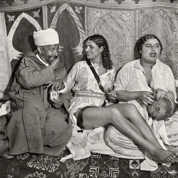 NIcolás Muller. La bailarina de Tajara, Morocco, 1942.
Digital print with pigmented inks on
Hahnemühle Baryta paper.
50 x 50 cm.
Edition 1 of 3