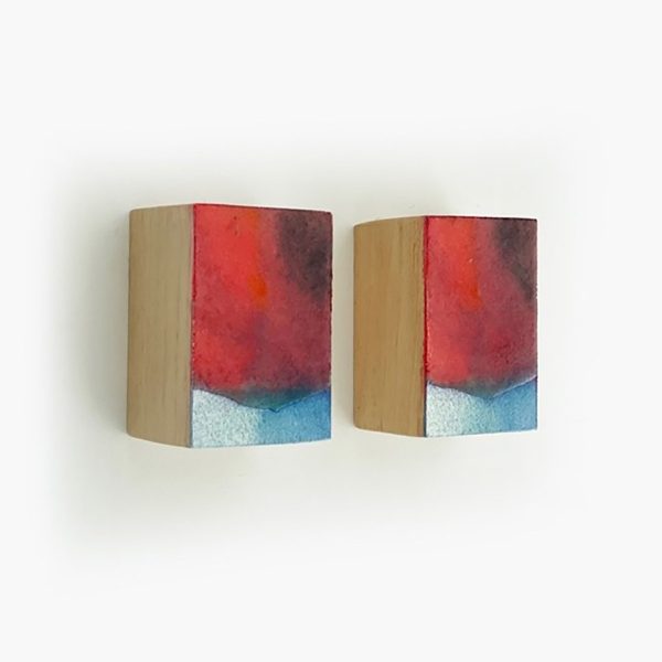 Plágaro. Identical Papers, 2022. Ref. P005. Mixed media on 640 g Indian rag paper on wood. Set of 2 units. 10 x 19 x 5 cm