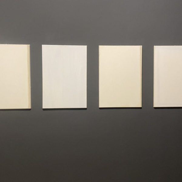 Paco Fernández. S/T, 2001.  Acrílico sobre lienzo. 4 piezas. 52 x 47,5 cm. 52 x 180 cm