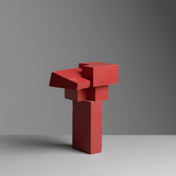 AMADOR. Maqueta escultura. Madera de pino pintada. 37 x 20 x 15 cm